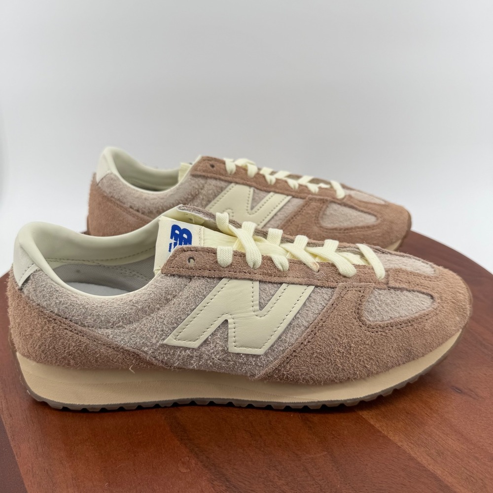 New Balance 471 Sneakers Unisex Beige Brown Suede U471PSC Men 10 Women 11.5 NIB